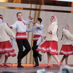 Народный ансамбль танца "Овация" на международной выставке-форуме "Россия" - Фотогалерея