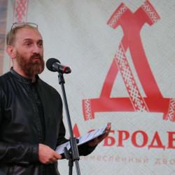 Народный ансамбль танца «Овация» на торжественном открытии ярмарочного переулка - Фотогалерея
